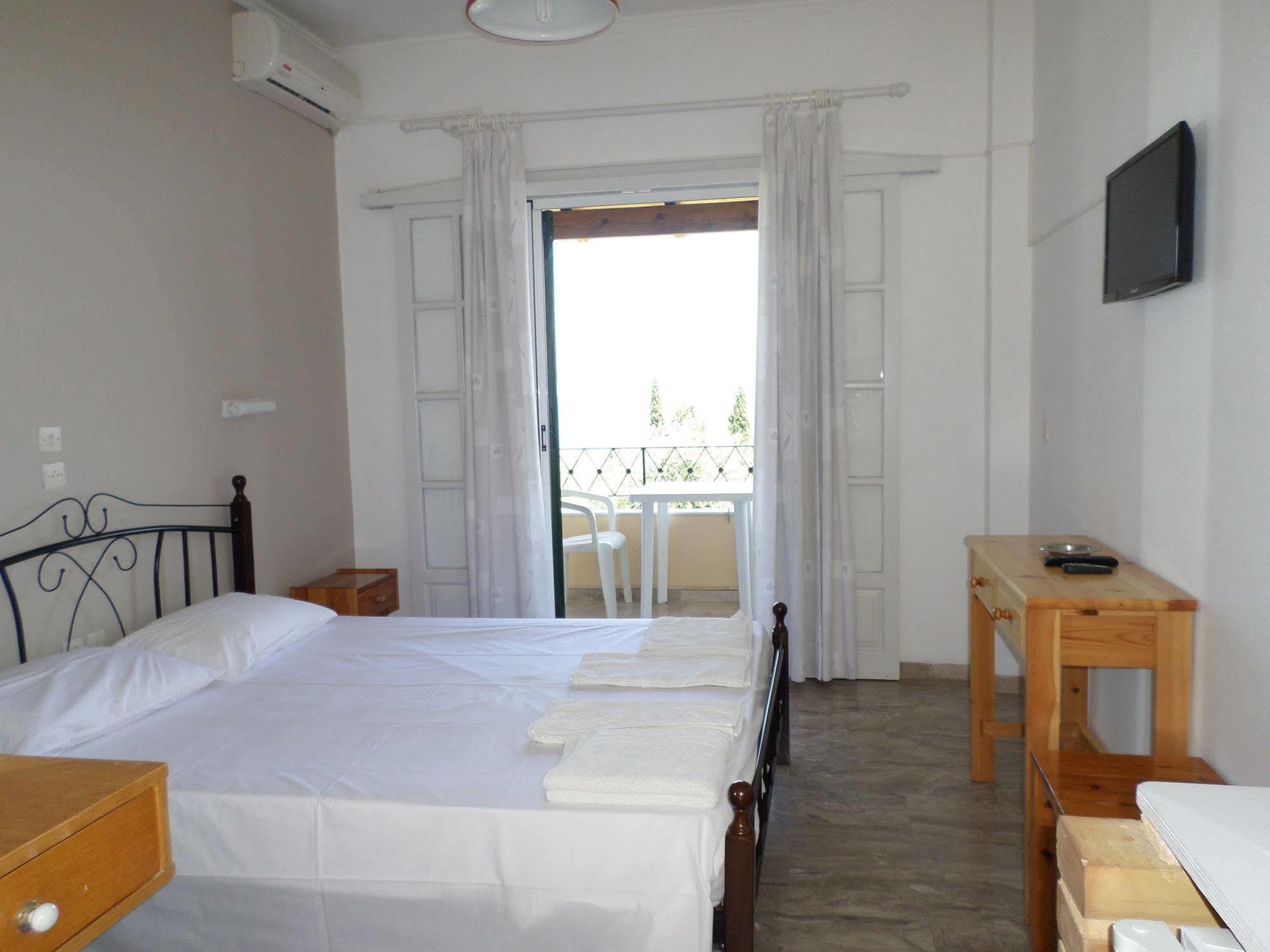 Rising Sun Apartments & Studios Benitses  Ngoại thất bức ảnh