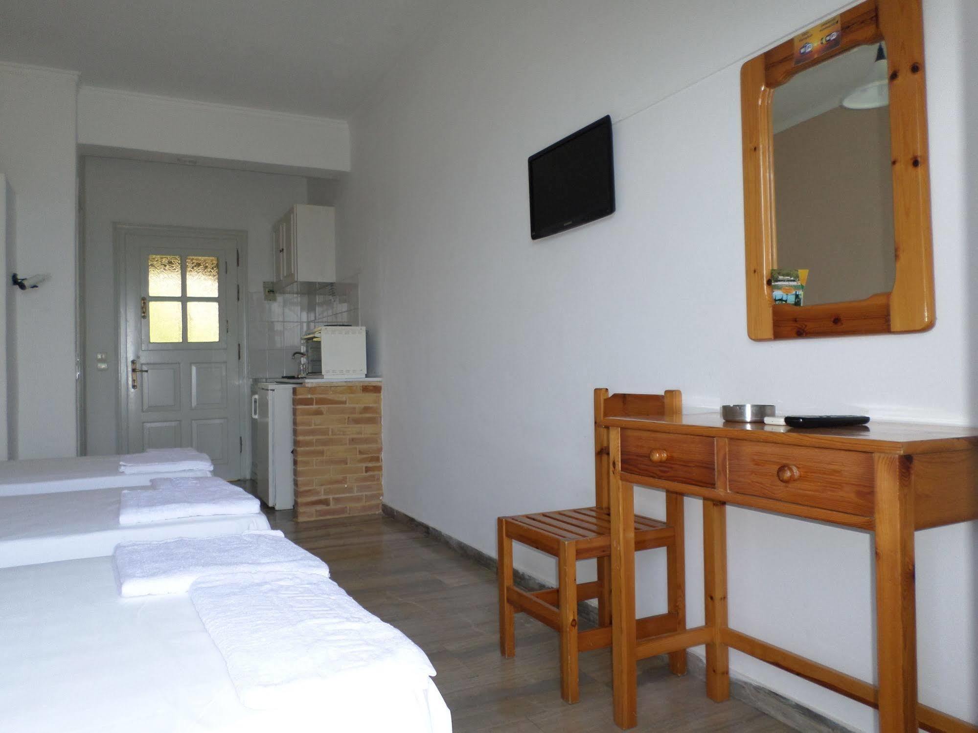 Rising Sun Apartments & Studios Benitses  Ngoại thất bức ảnh