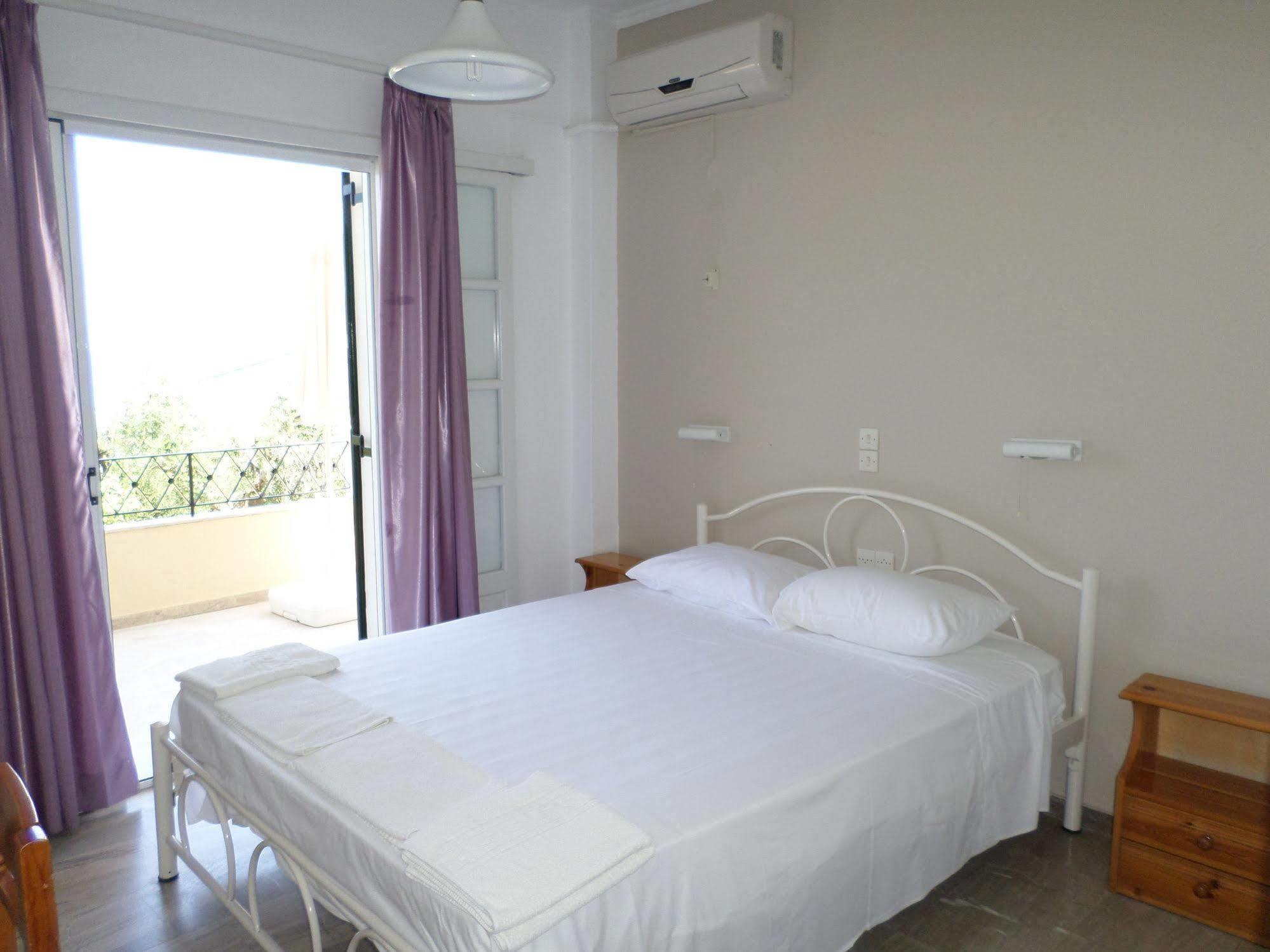 Rising Sun Apartments & Studios Benitses  Ngoại thất bức ảnh
